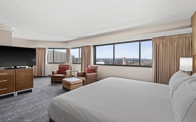 DoubleTree by Hilton Spokane City Center