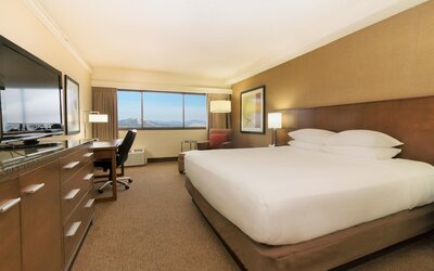DoubleTree by Hilton Spokane City Center
