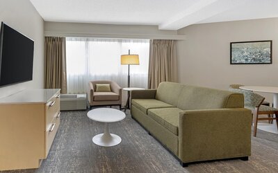 DoubleTree by Hilton Spokane City Center