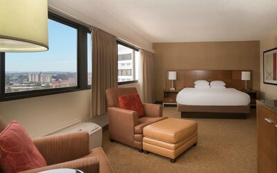 DoubleTree by Hilton Spokane City Center
