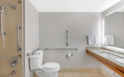 DoubleTree by Hilton Spokane City Center