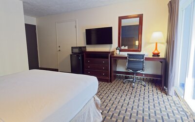 SilverStone Inn North Spokane