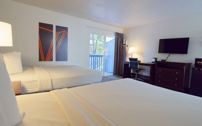 SilverStone Inn North Spokane