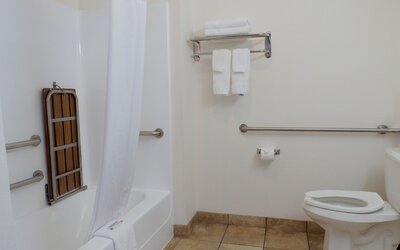 SilverStone Inn North Spokane