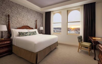 Davenport Hotel, Autograph Collection