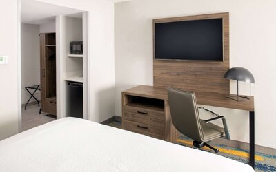 La Quinta Inn & Suites by Wyndham Spokane Downtown
