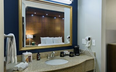 Oxford Suites Downtown Spokane