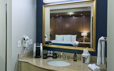 Oxford Suites Downtown Spokane