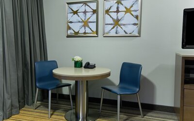 Oxford Suites Downtown Spokane