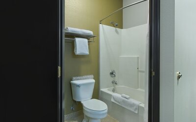 Oxford Suites Downtown Spokane