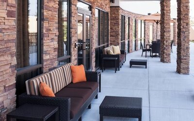 Inviting terrace and patio at Courtyard By Marriott Houston North/ Shenandoah.