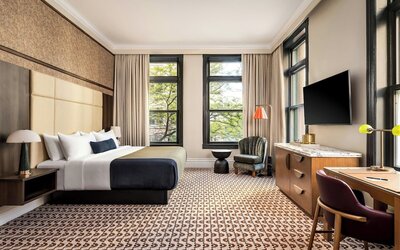 The Louie, A Davenport Hotel, Autograph Collection®