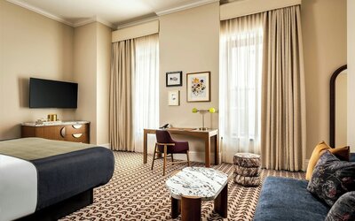 The Louie, A Davenport Hotel, Autograph Collection®