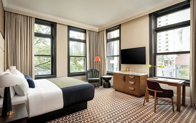 The Louie, A Davenport Hotel, Autograph Collection®