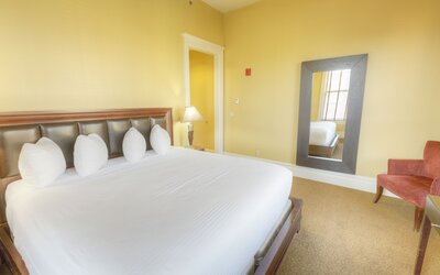 Montvale Hotel