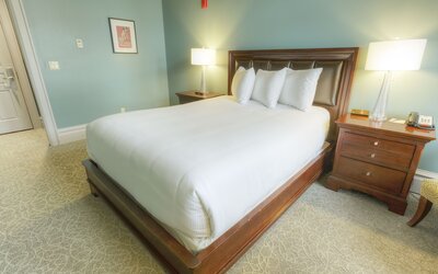 Montvale Hotel