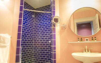 Montvale Hotel