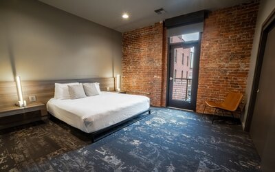 Montvale Hotel