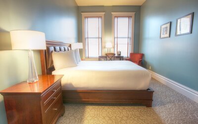 Montvale Hotel