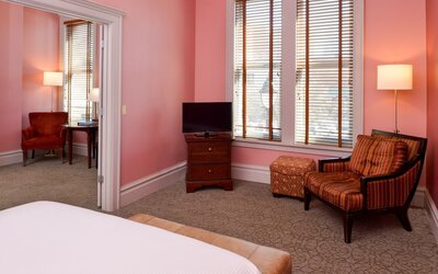 Montvale Hotel