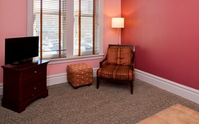 Montvale Hotel