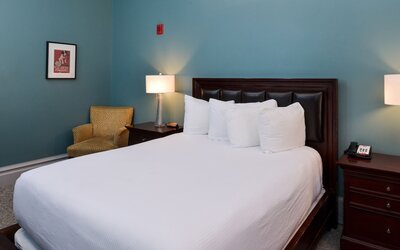 Montvale Hotel