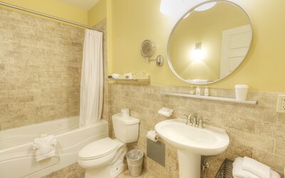 Montvale Hotel