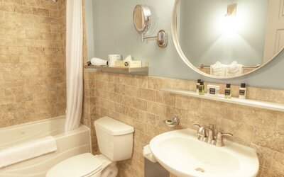 Montvale Hotel