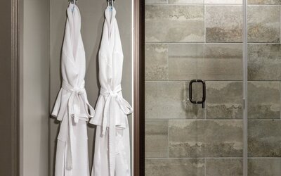 Montvale Hotel