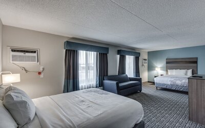 Days Inn & Suites by Wyndham Spokane