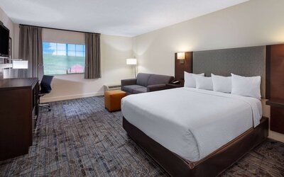 Ramada by Wyndham Spokane Airport