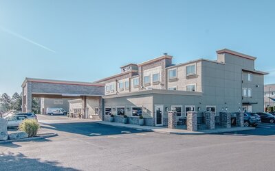 Best Western Plus Peppertree Airport Inn