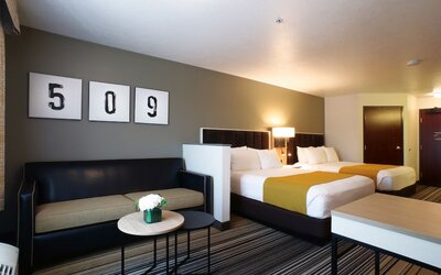 Oxford Suites Spokane Valley