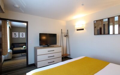 Oxford Suites Spokane Valley