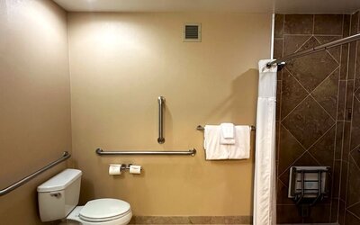 Mirabeau Park Hotel & Convention Center