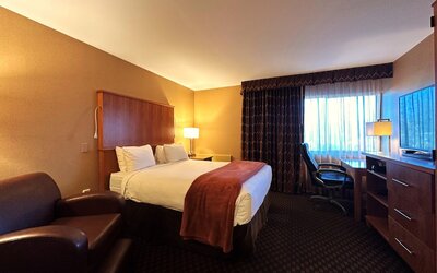 Mirabeau Park Hotel & Convention Center