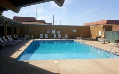 Mirabeau Park Hotel & Convention Center