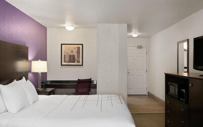 La Quinta Inn & Suites by Wyndham Spokane Valley