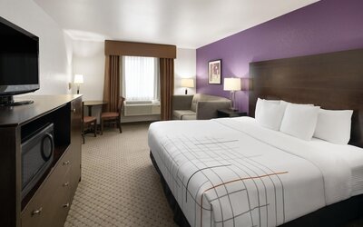 La Quinta Inn & Suites by Wyndham Spokane Valley