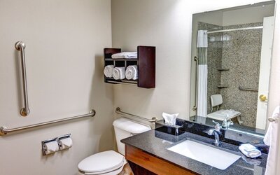 La Quinta Inn & Suites by Wyndham Spokane Valley
