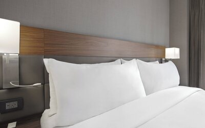 AC Hotel St. Louis Central West End