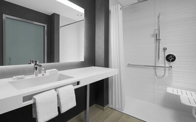 AC Hotel St. Louis Central West End