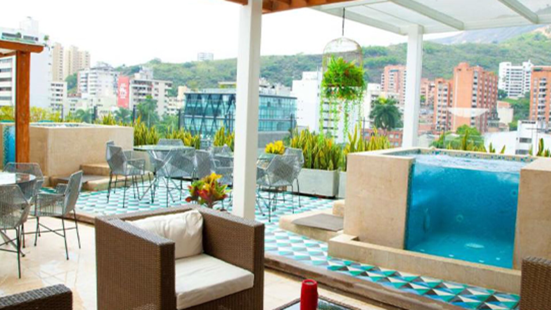 Faranda Collection Cali