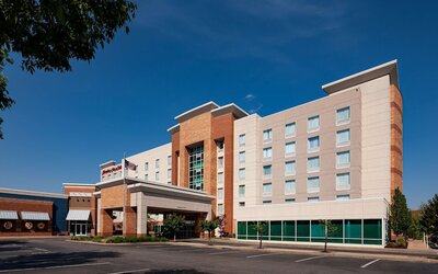 Hampton Inn & Suites St. Louis at Forest Park