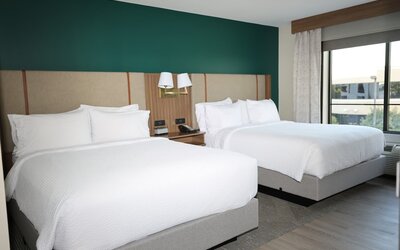 Holiday Inn St. Louis Fairview Heights by IHG