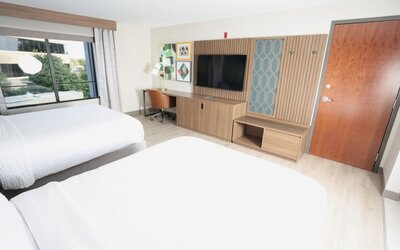 Holiday Inn St. Louis Fairview Heights by IHG