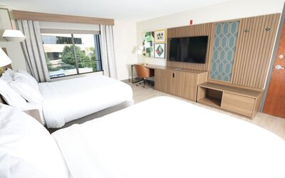 Holiday Inn St. Louis Fairview Heights by IHG