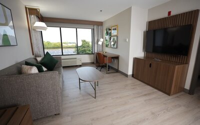 Holiday Inn St. Louis Fairview Heights by IHG