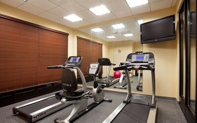 Holiday Inn St. Louis Fairview Heights by IHG