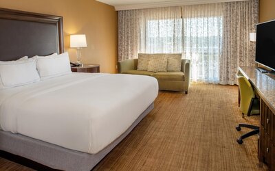 Hilton St. Louis Airport
